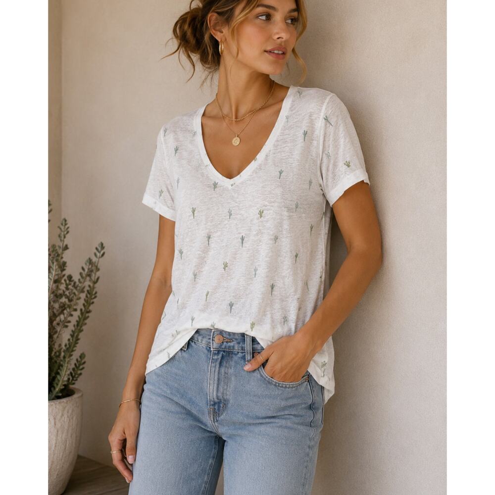 Rails White Linen Cactus Print Tee Shirt Womens M Short Sleeve Sheer V Neck